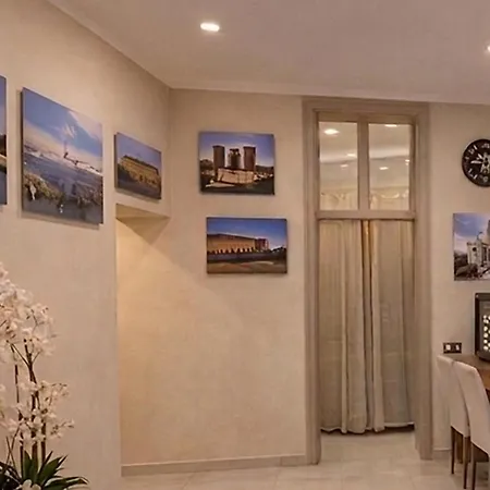 Гостевой дом Max Relax - - Vicino Stazione Centro Storico Неаполь